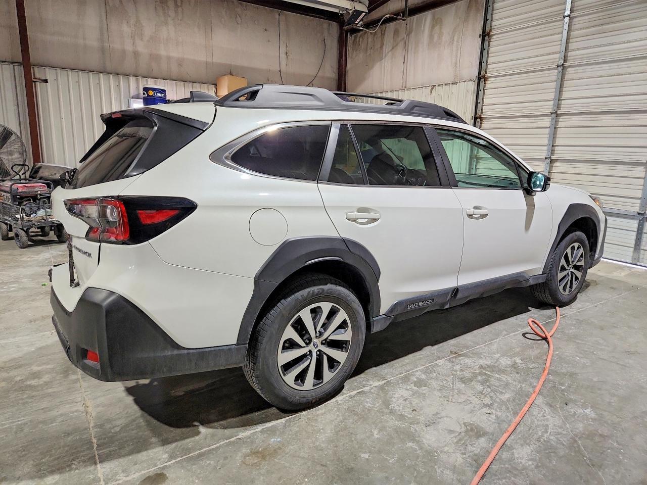 2025 Subaru Outback Premium - Фото 3