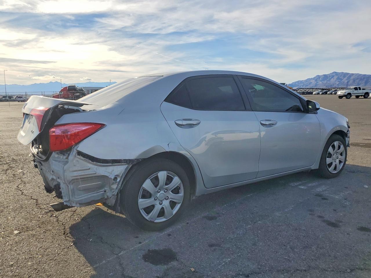 2019 Toyota Corolla Le - Image 3
