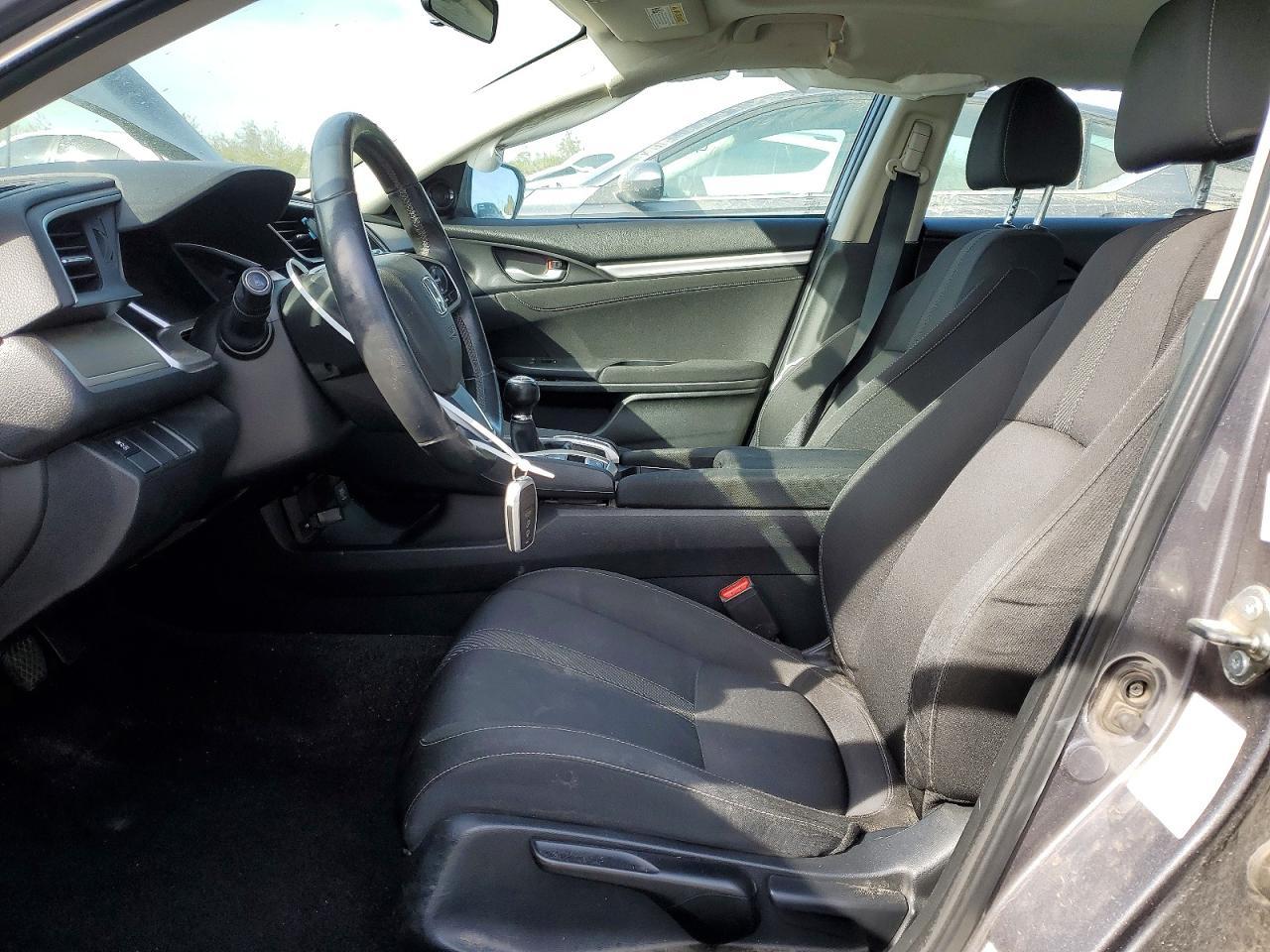2018 Honda Civic Ex - Image 7
