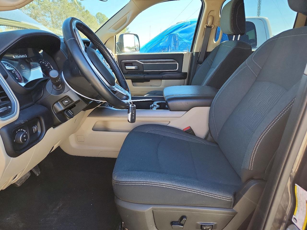 2022 Ram 3500 Big Horn/Lone Star - Фото 7