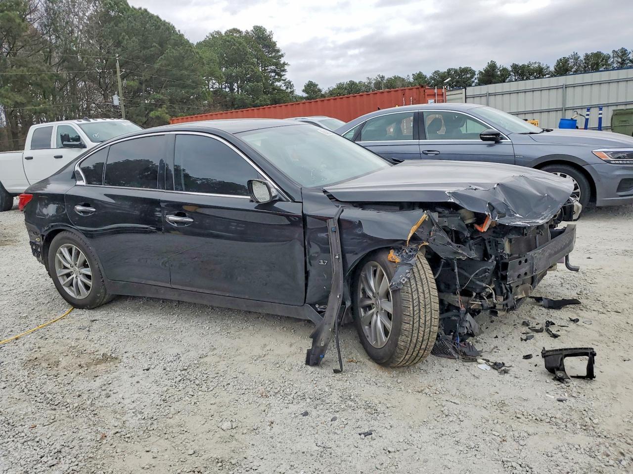 2015 Infiniti Q50 Base - Image 4