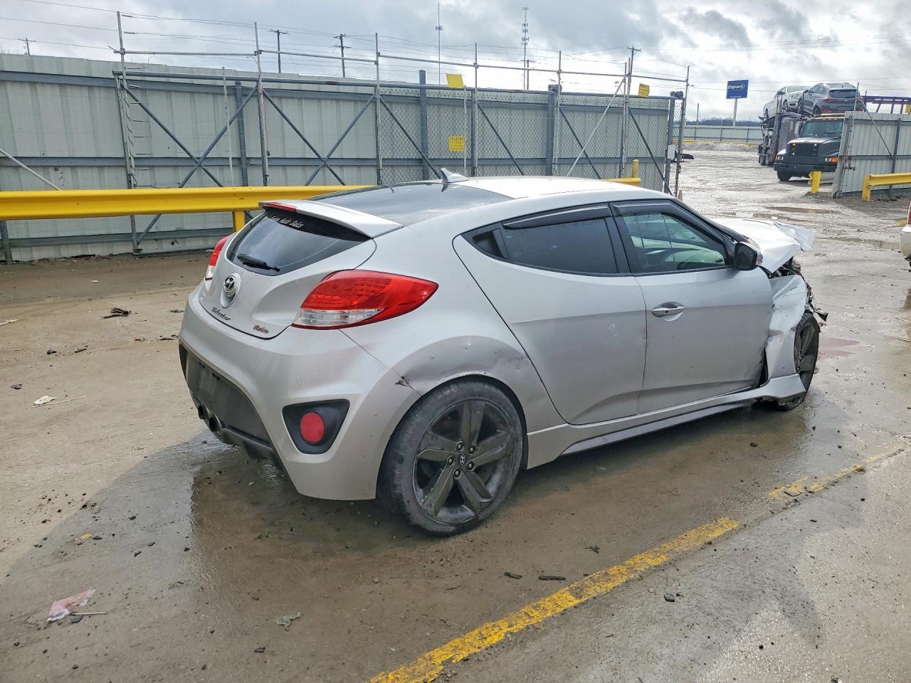 2014 Hyundai Veloster Turbo - Фото 3