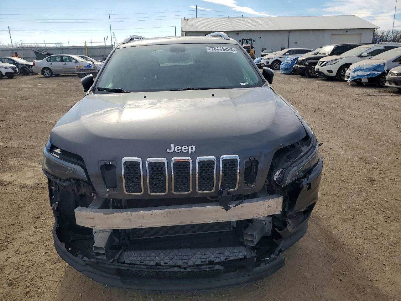 2019 Jeep Cherokee Latitude Plus - Фото 5