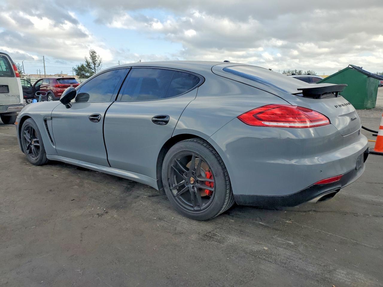 2014 Porsche Panamera 2 - Фото 2