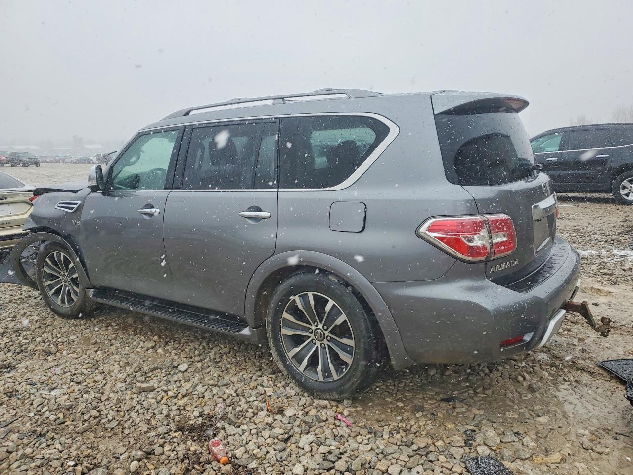 2018 Nissan Armada Sl - Image 2