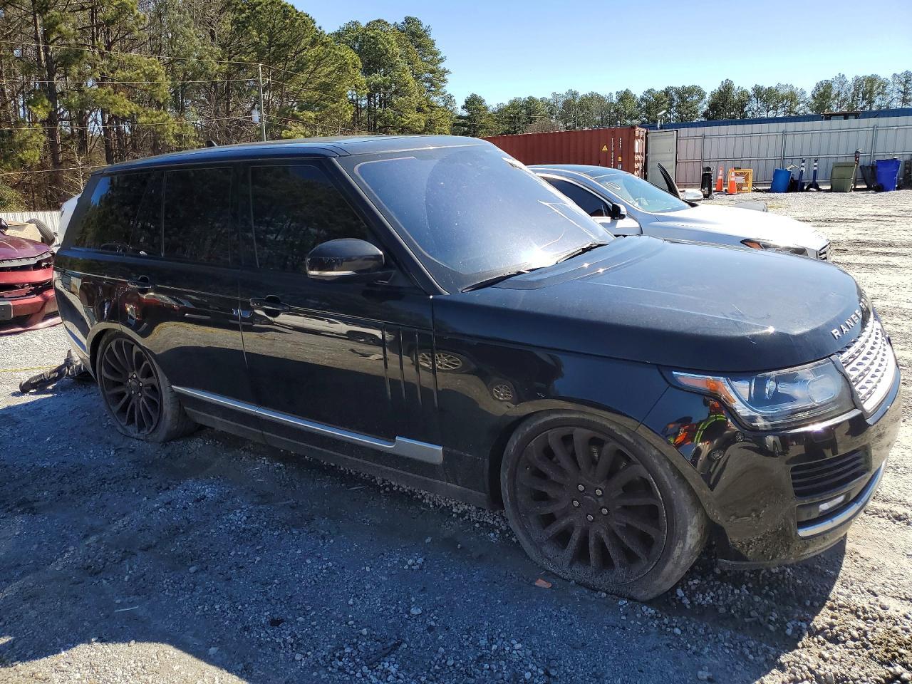 2016 Land Rover Range Rover Supercharged - Image 4