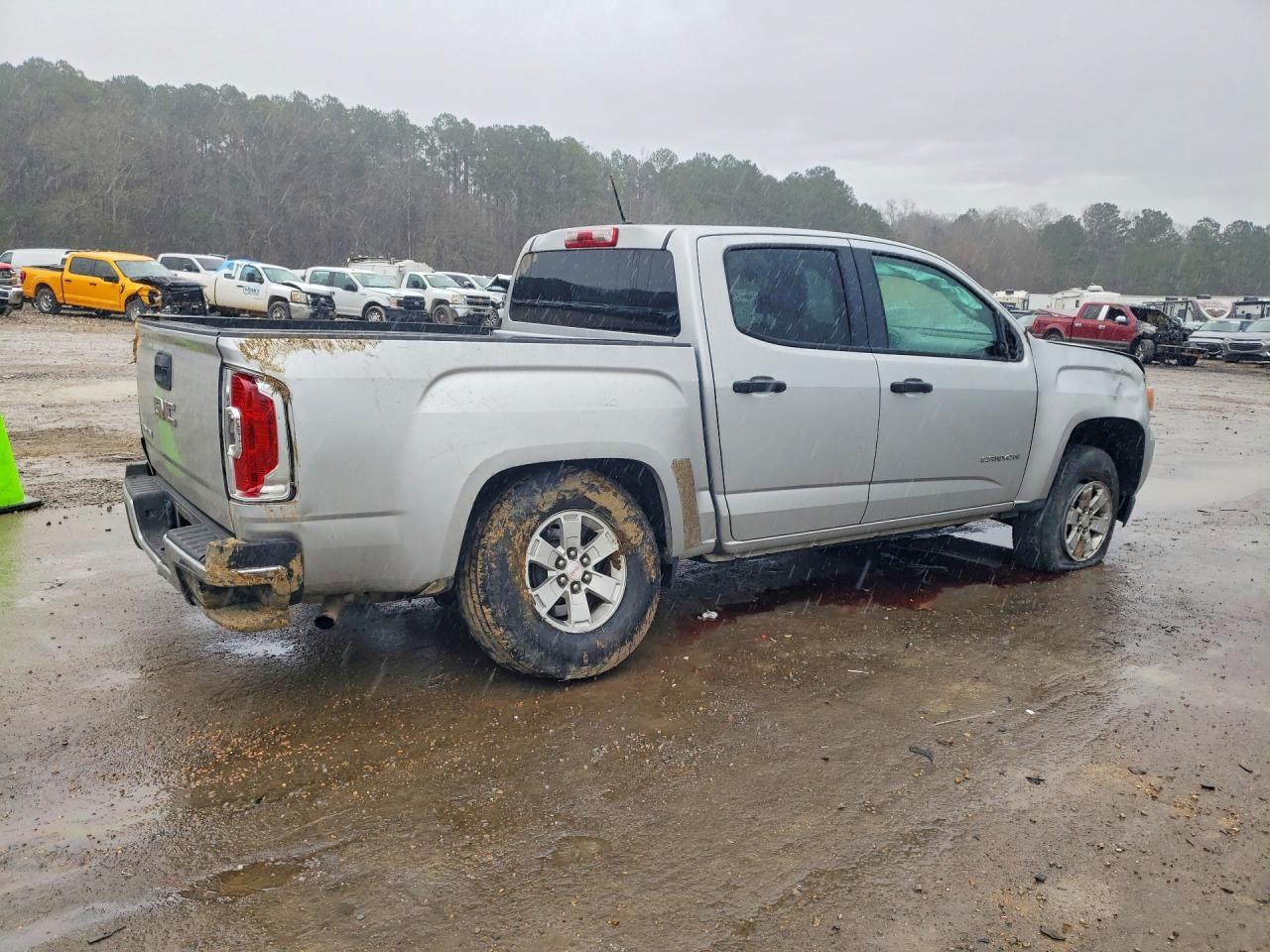 2016 GMC Canyon - Image 3