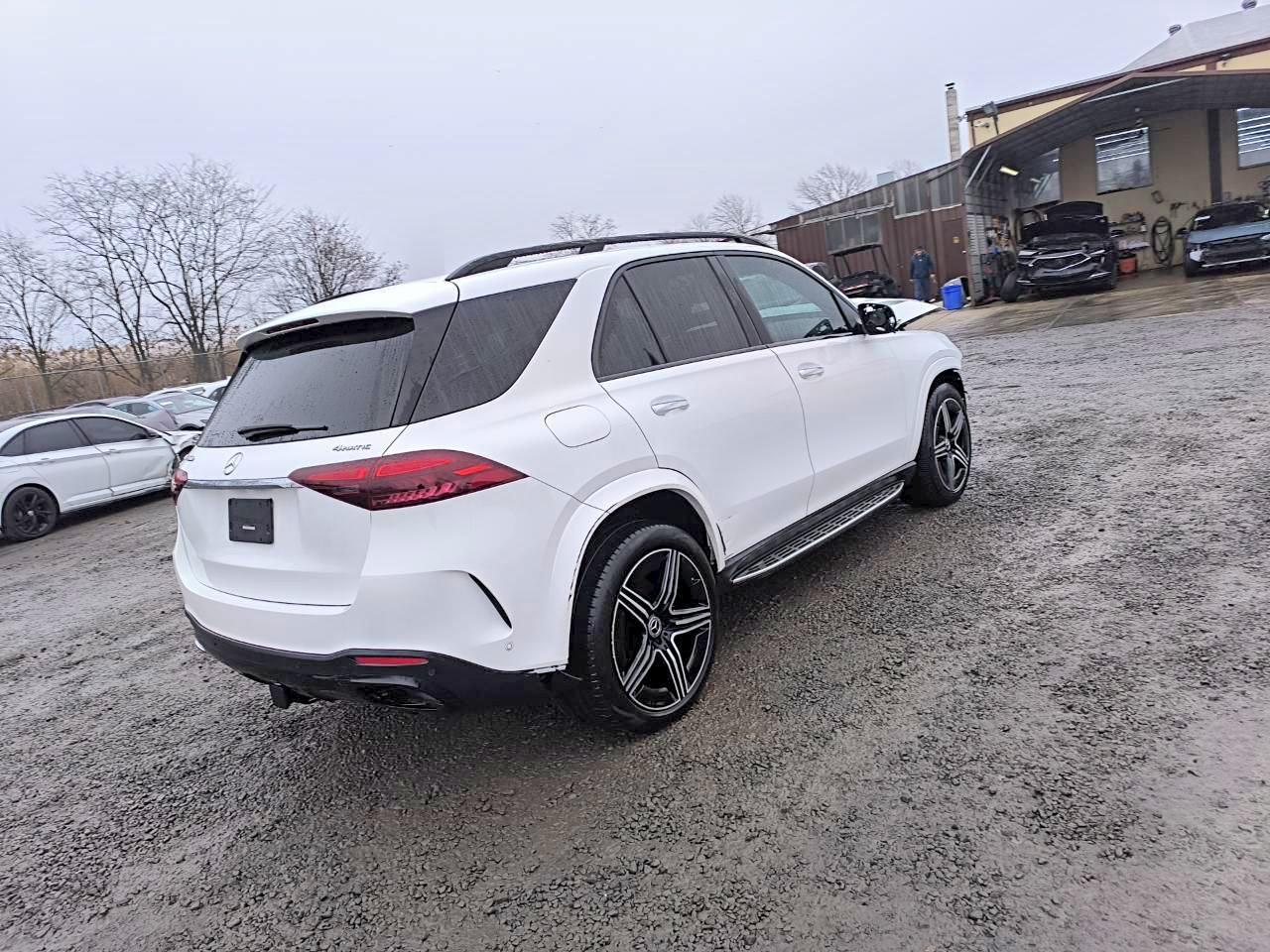 2024 Mercedes-Benz Gle 450E 4Matic - Image 4