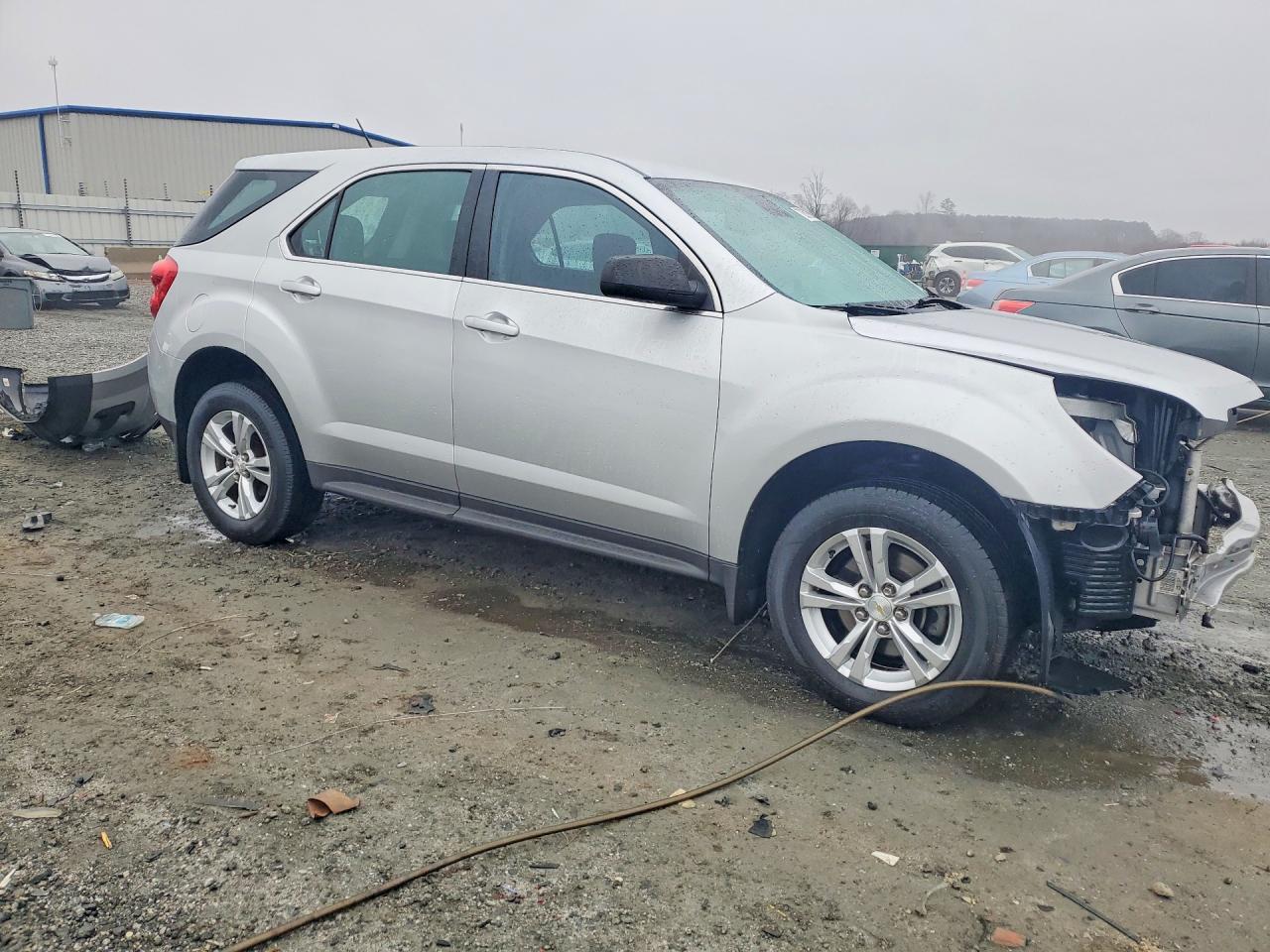 2013 Chevrolet Equinox Ls - Image 4