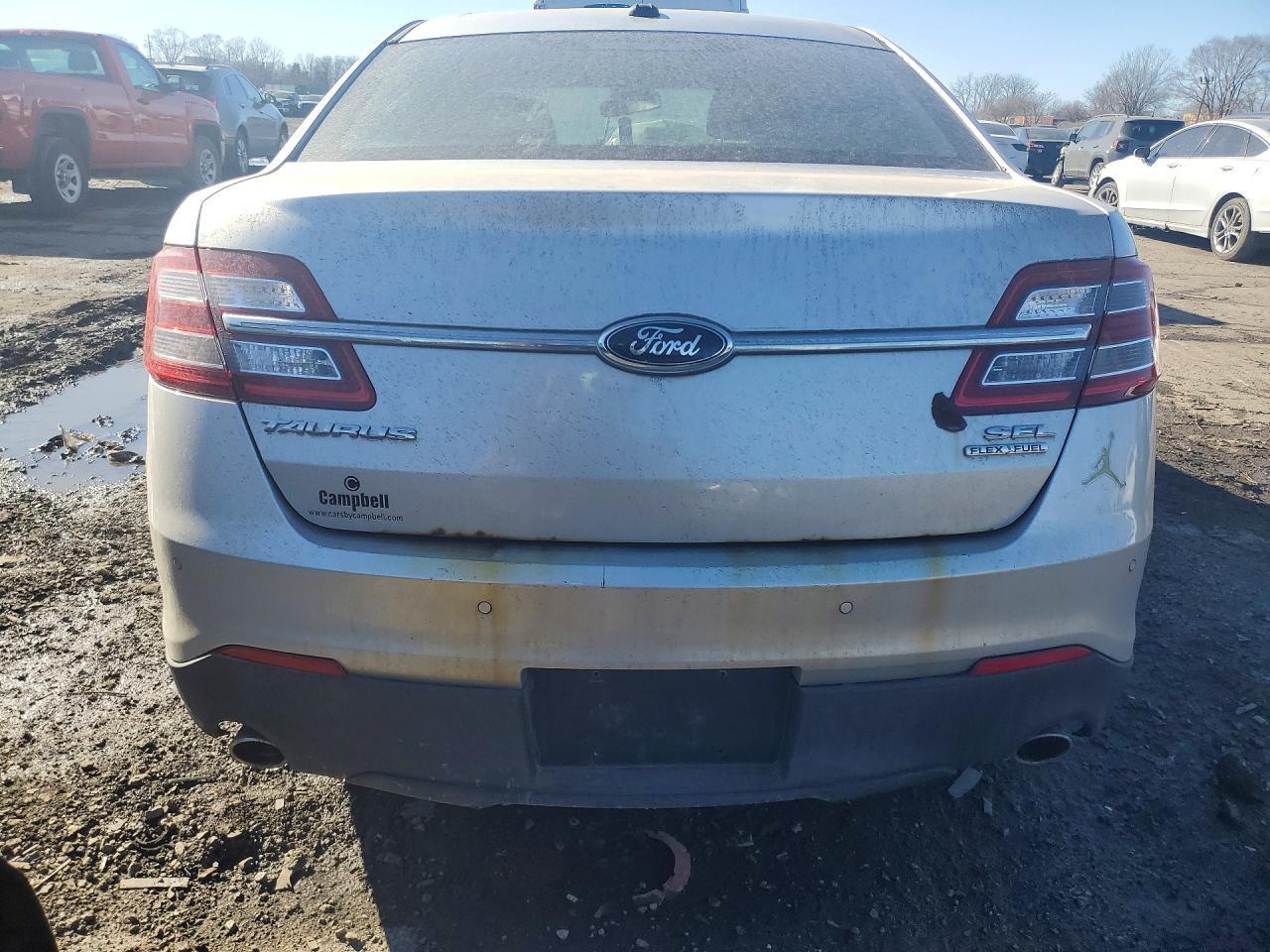 2013 Ford Taurus Sel - Image 6