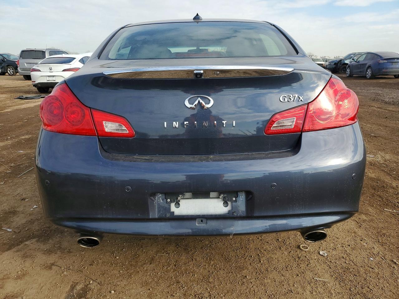 2011 Infiniti G37 - Фото 6