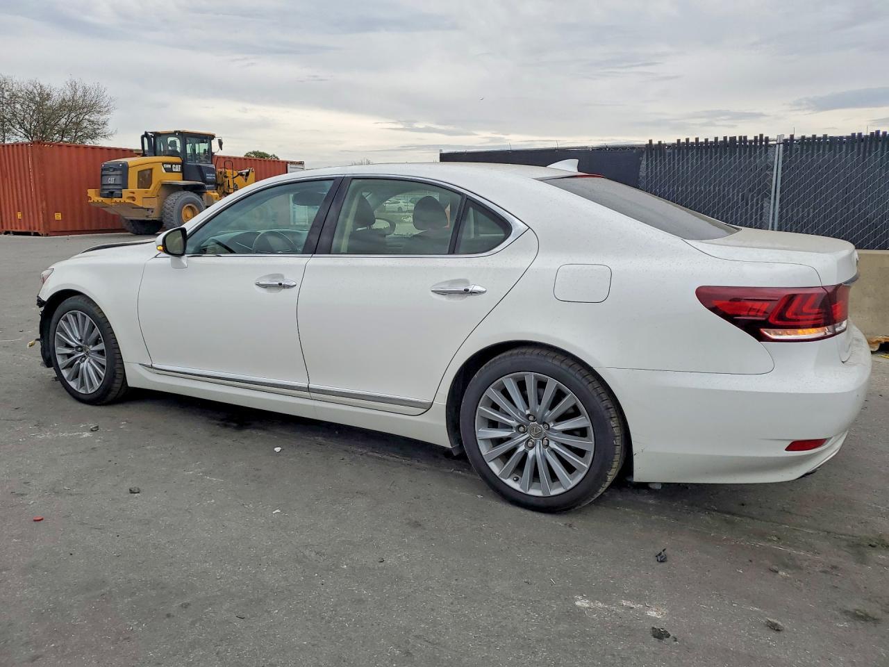 2015 Lexus Ls 460 Base - Фото 2