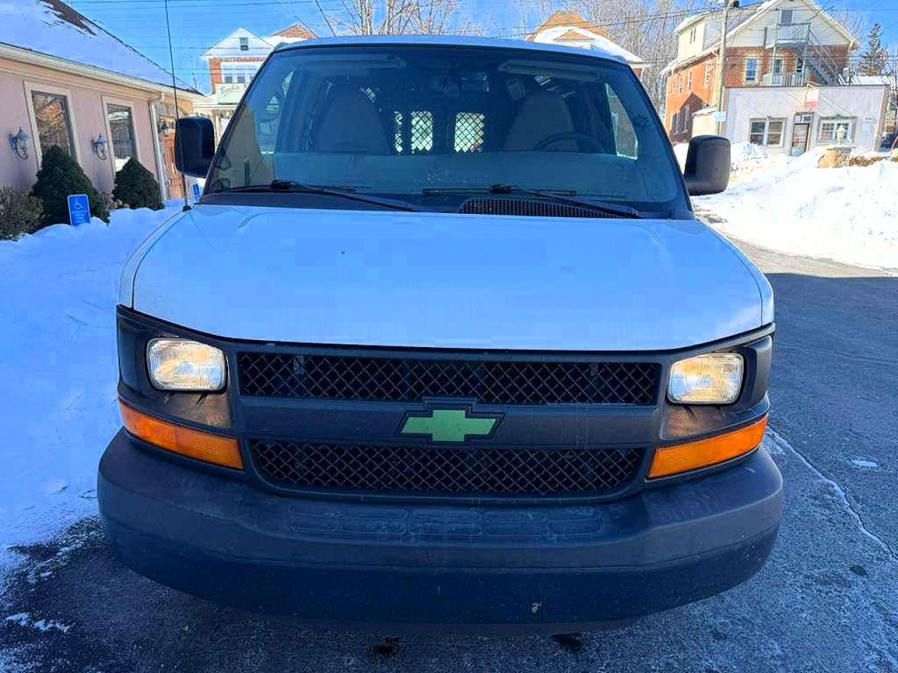 2015 Chevrolet Express G2500 - Фото 5