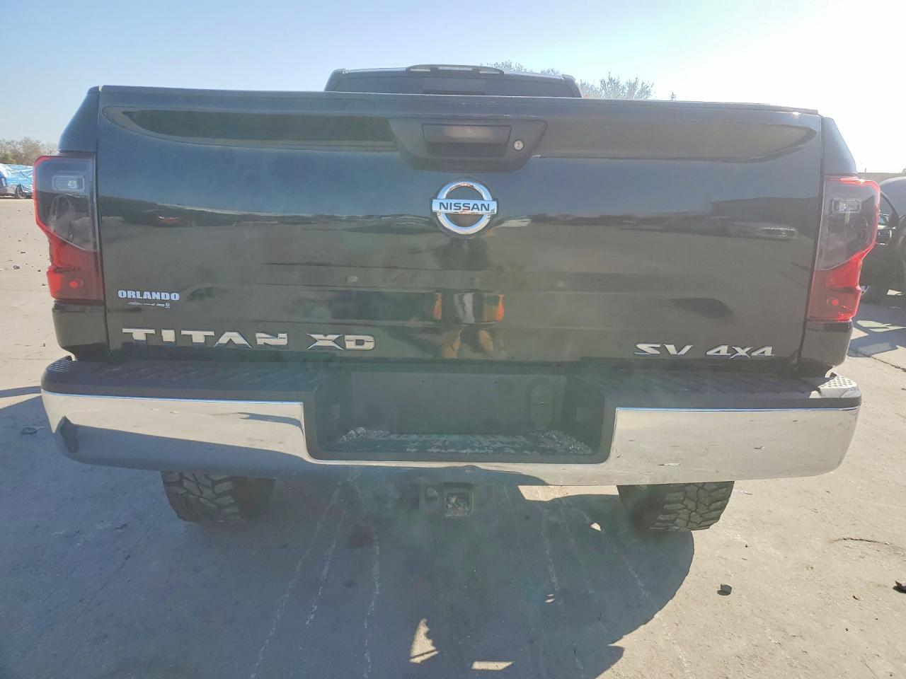 2017 Nissan Titan Xd Sv - Фото 6
