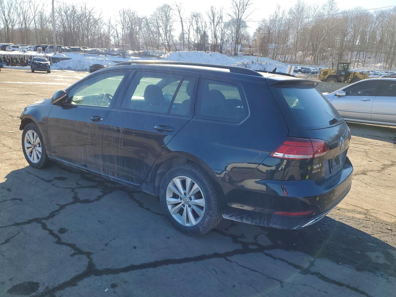 2019 Volkswagen Golf Sportwagen S - Фото 2