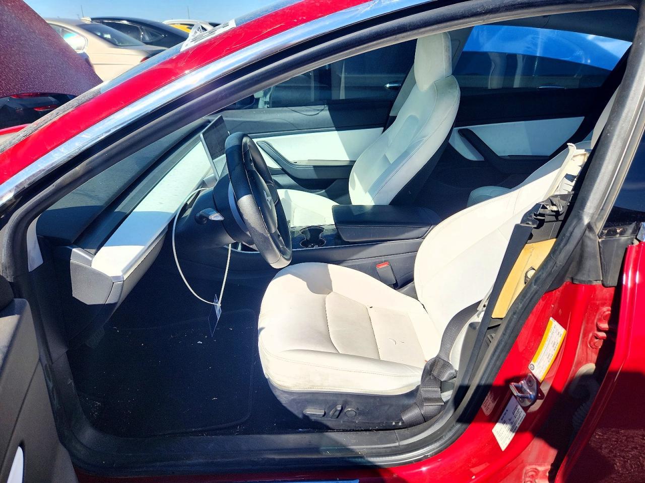 2020 Tesla Model 3 - Фото 7
