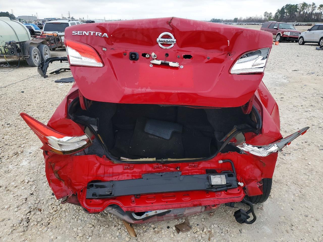 2017 Niss Sentra - Image 6