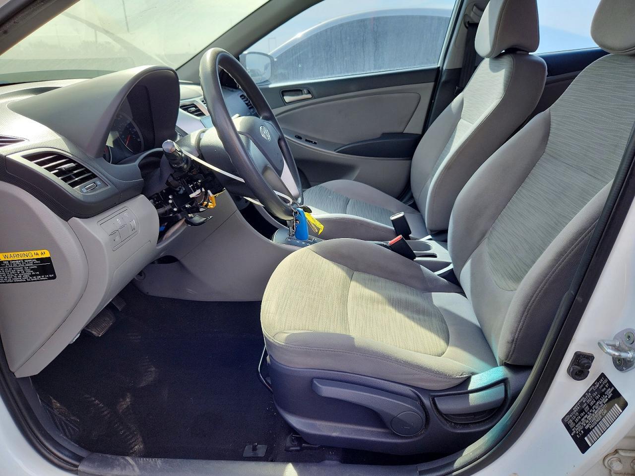 2015 Hyundai Accent Gls - Image 7