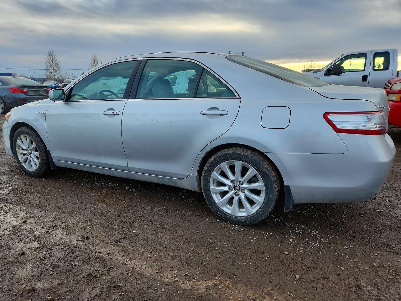 2010 Toyota Camry Hybrid 4Dr - Image 2