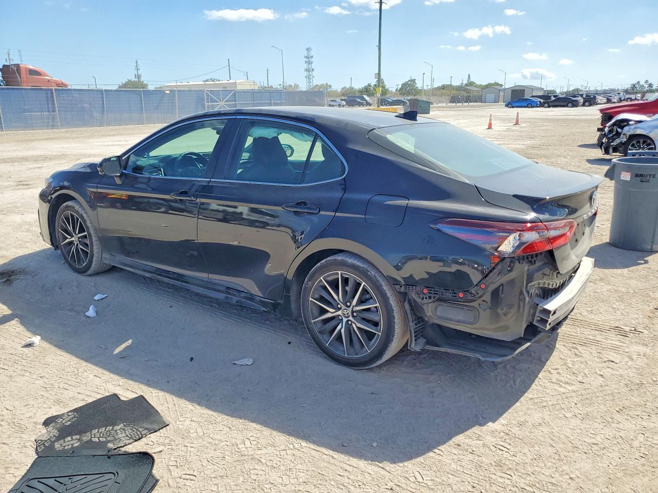 2024 Toyota Camry Se Night Shade - Image 2