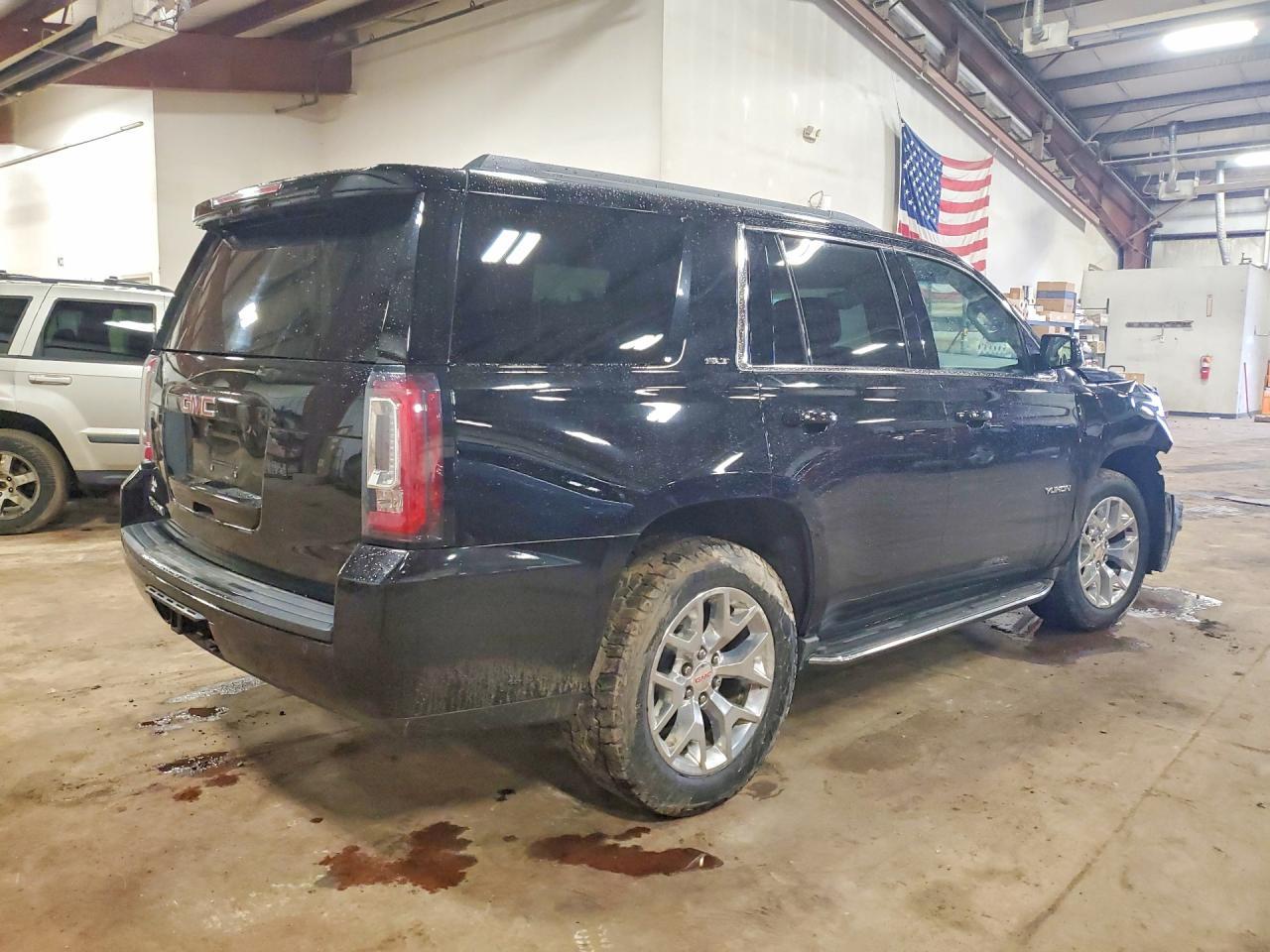 2016 GMC Yukon Slt - Фото 3