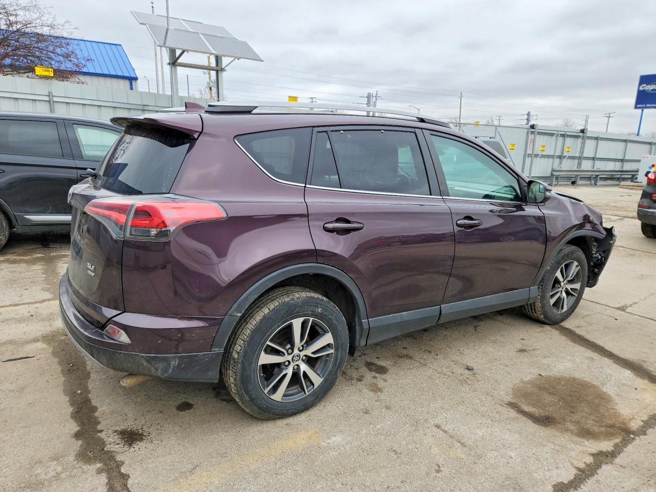 2017 Toyota Rav4 Xle - Фото 3