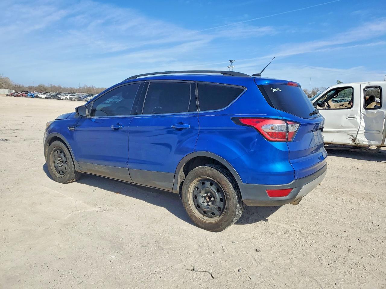 2017 Ford Escape Se - Image 2