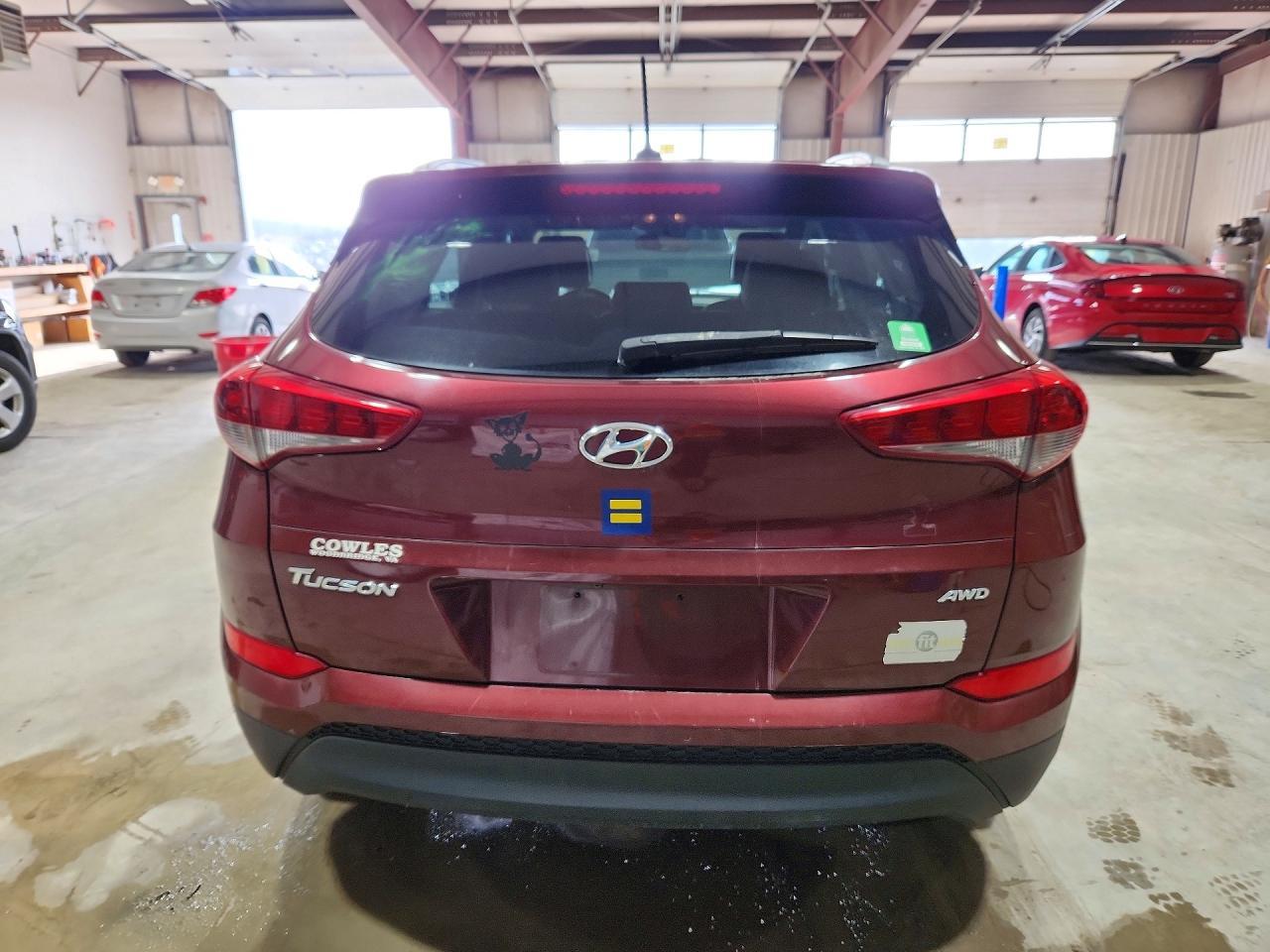 2017 Hyundai Tucson Limited - Image 6