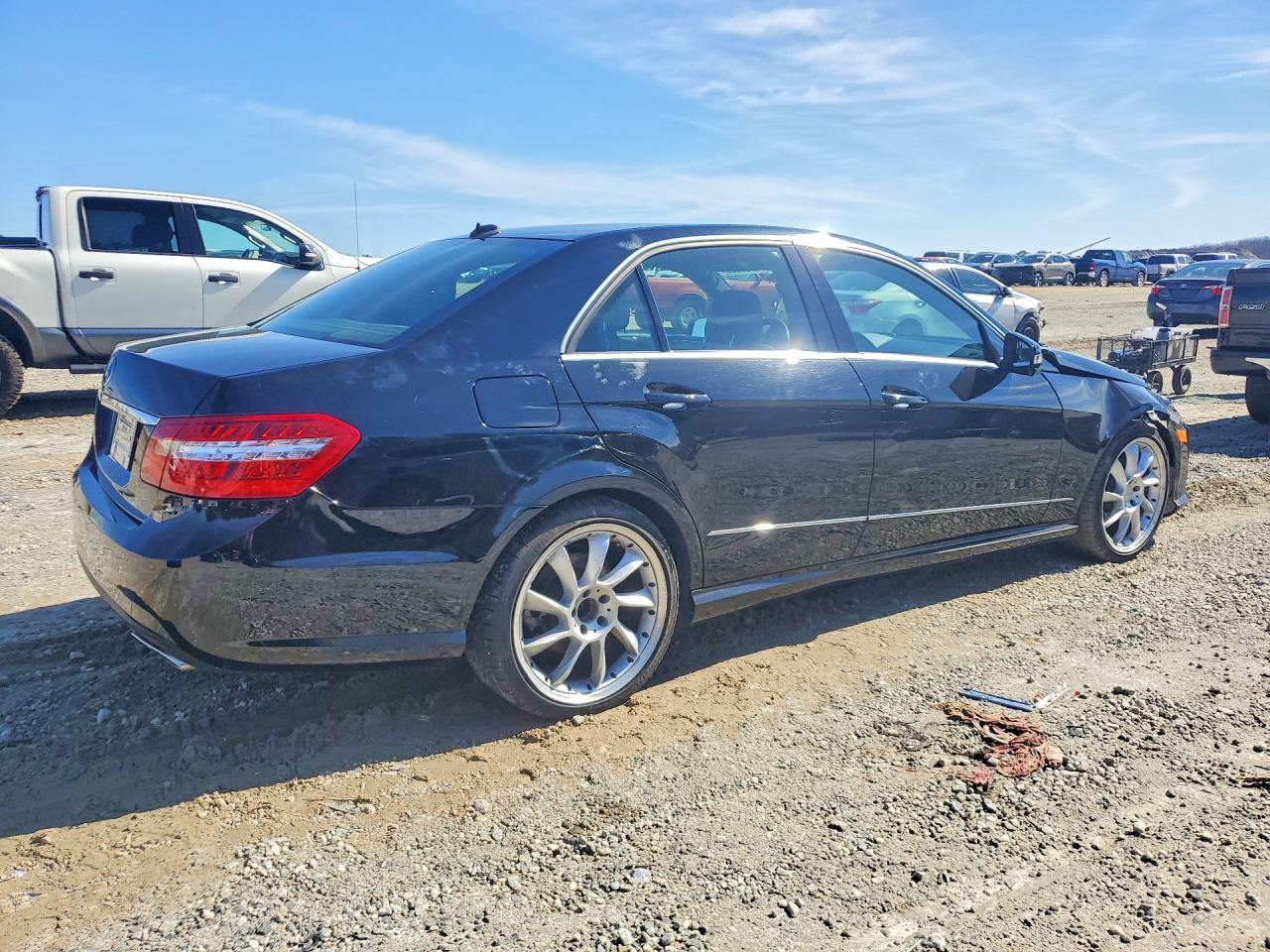 2010 Mercedes-Benz E 350 - Фото 3