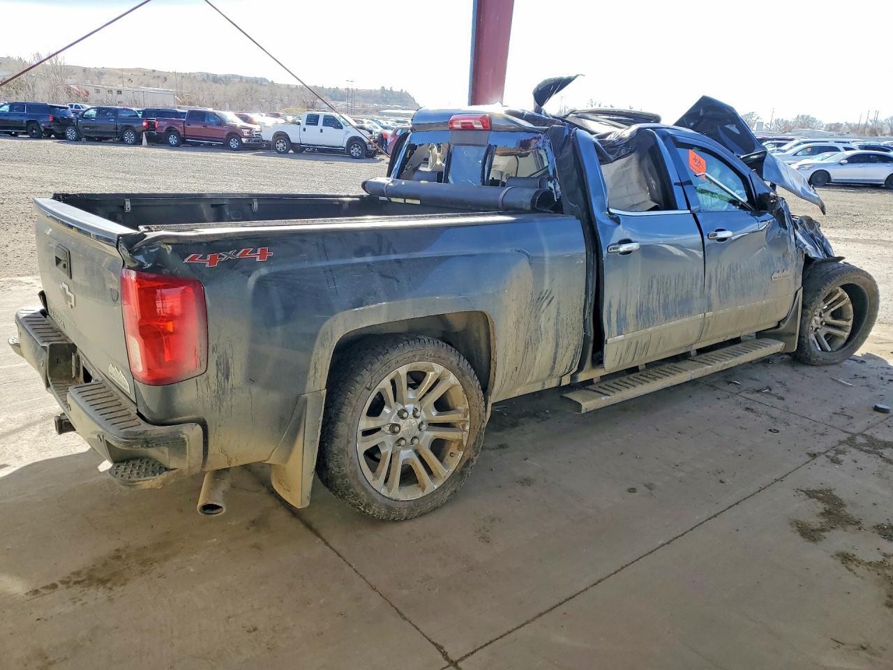 2017 Chevrolet Silverado K1500 High Country - Фото 3