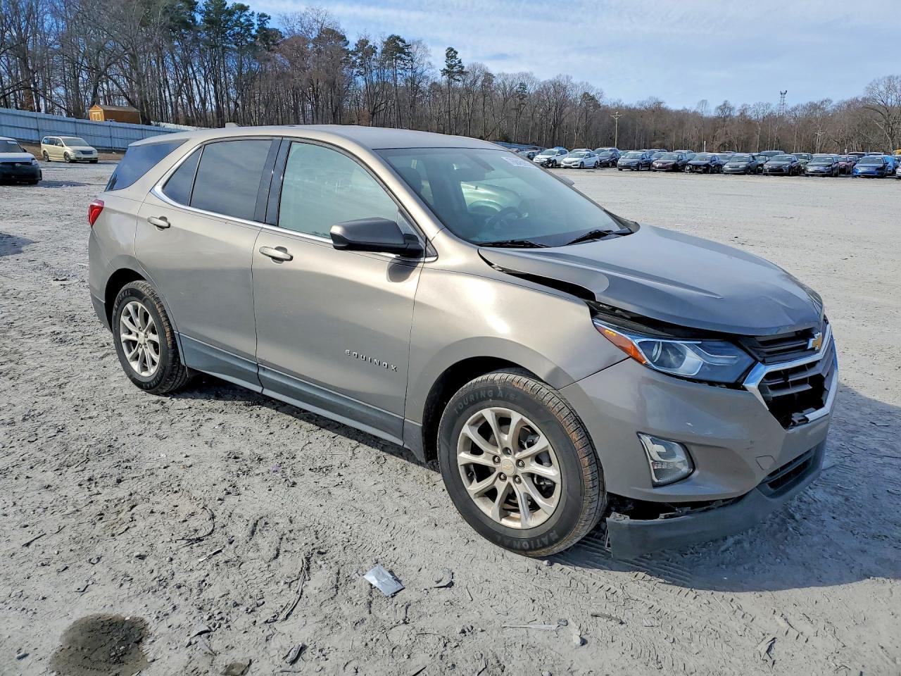 2019 Chevrolet Equinox Lt - Image 4