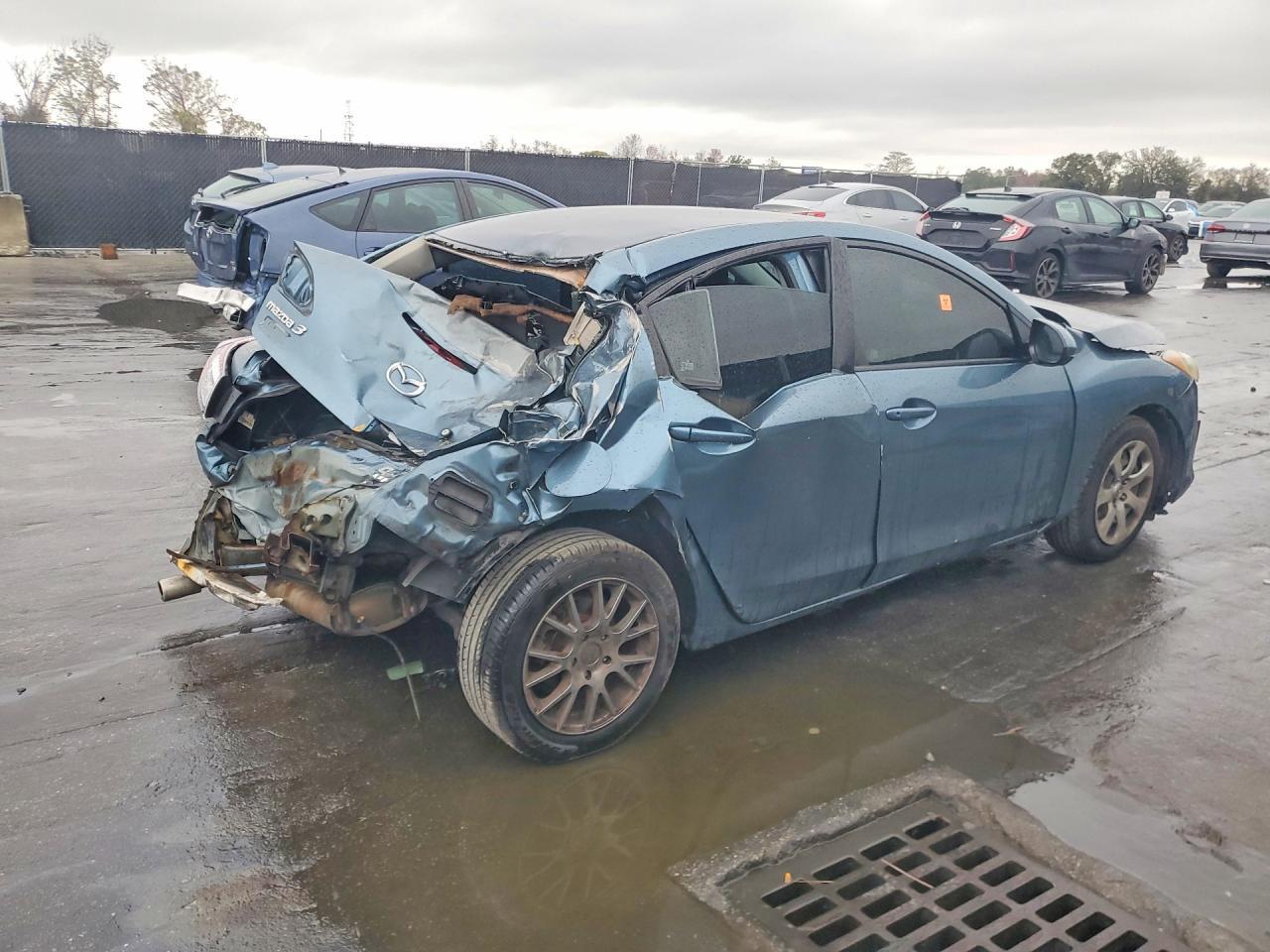 2010 Mazda 3 I - Фото 3