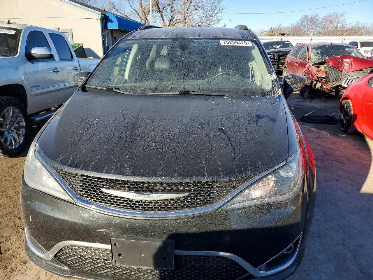 2017 Chrysler Pacifica Touring L - Фото 5
