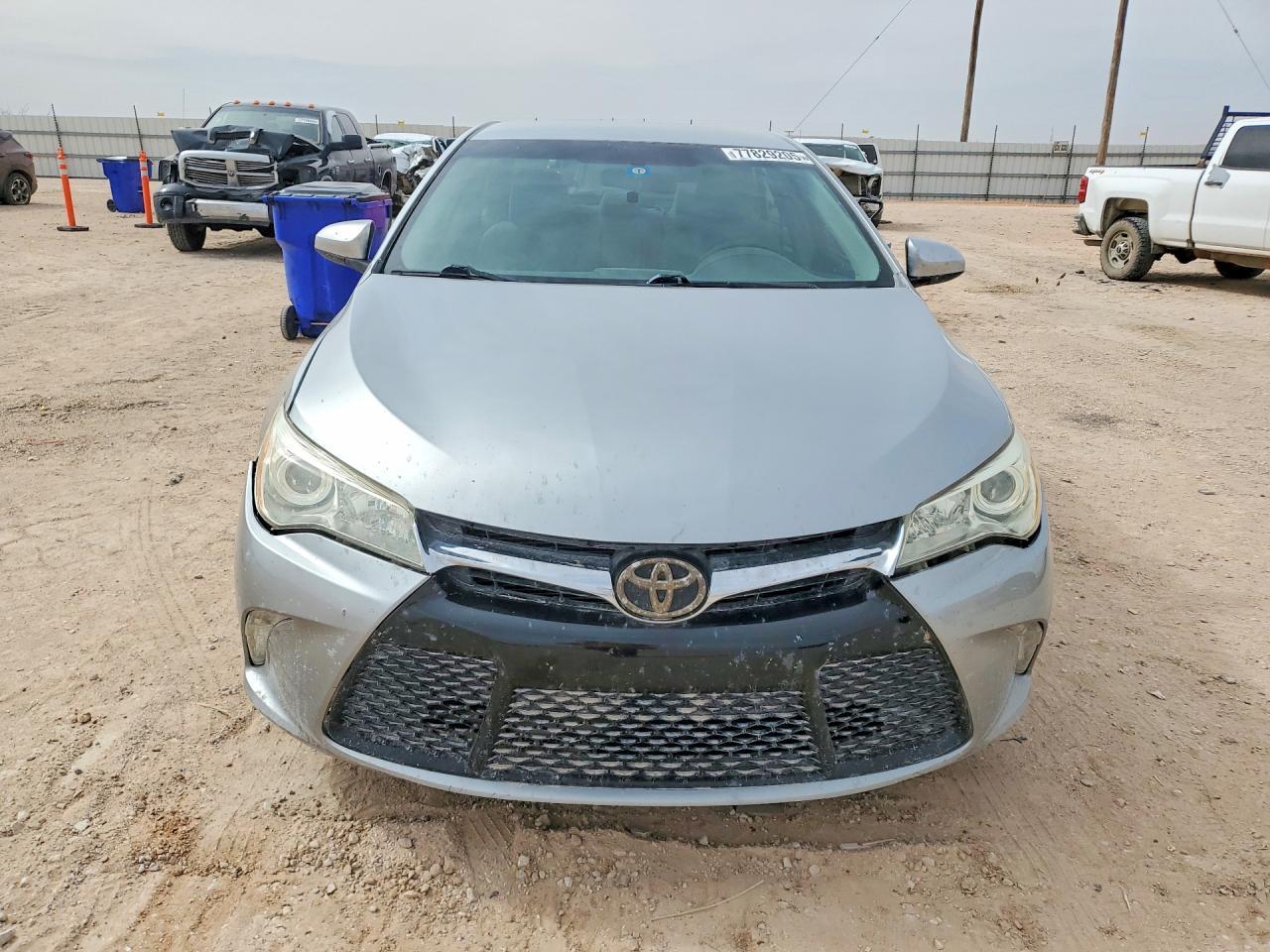 2016 Toyota Camry Le - Фото 5