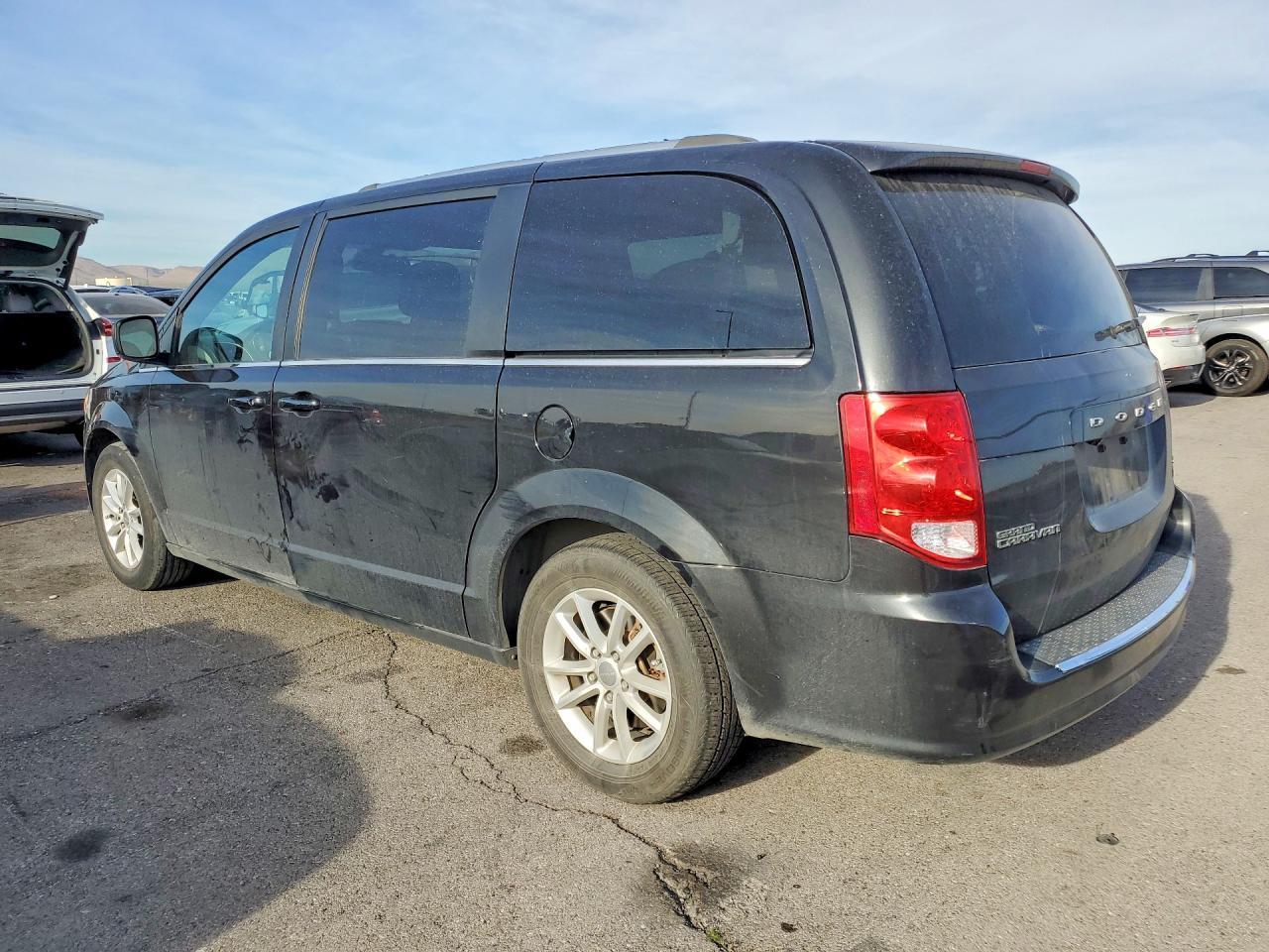 2019 Dodge Grand Caravan Sxt - Фото 2