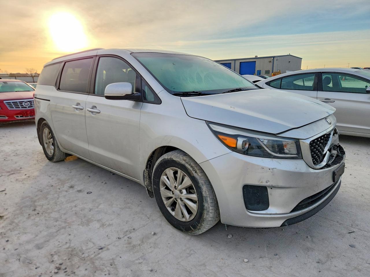 2016 Kia Sedona Lx - Фото 4