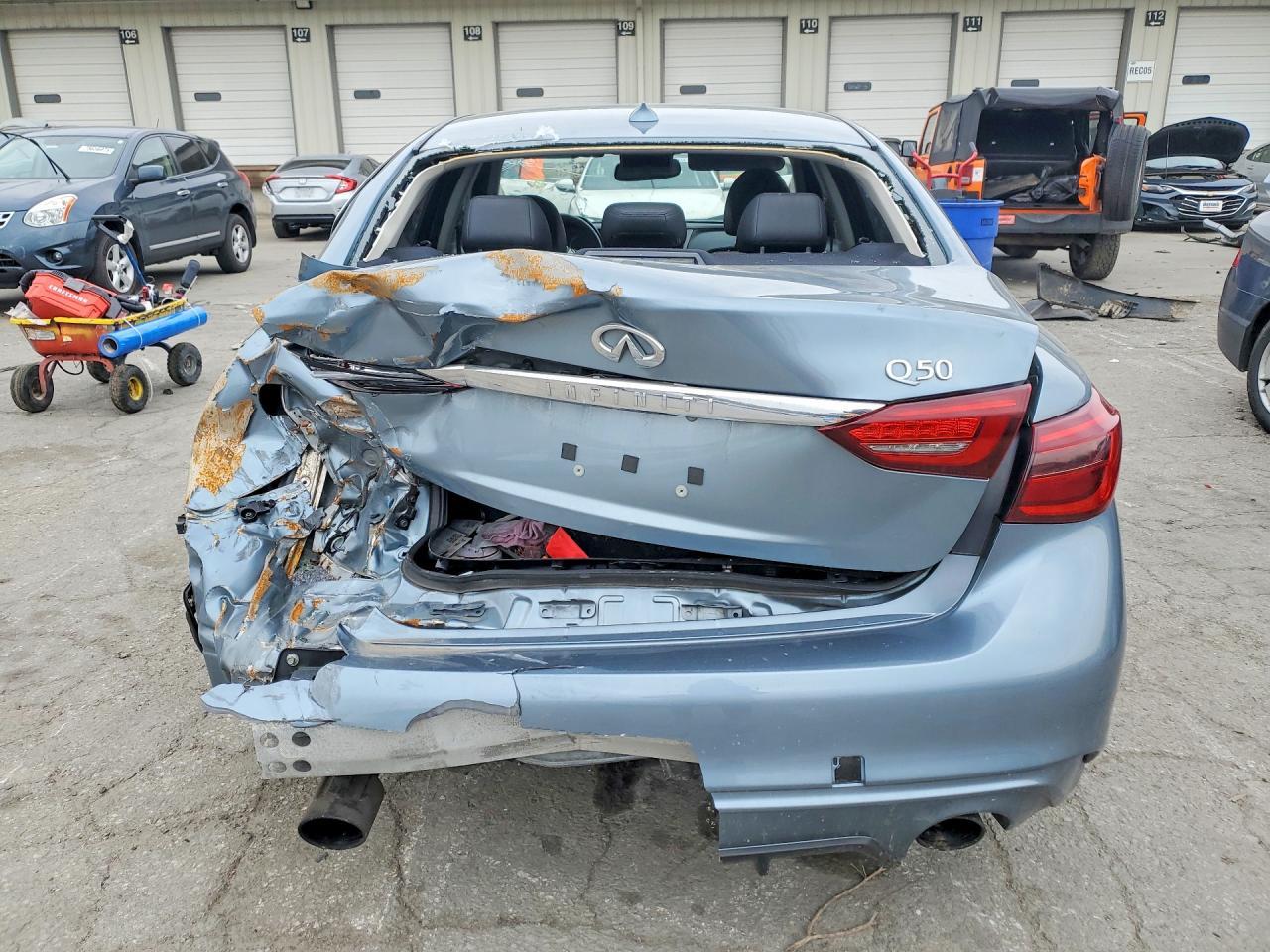 2018 Infiniti Q50 Luxe - Image 6