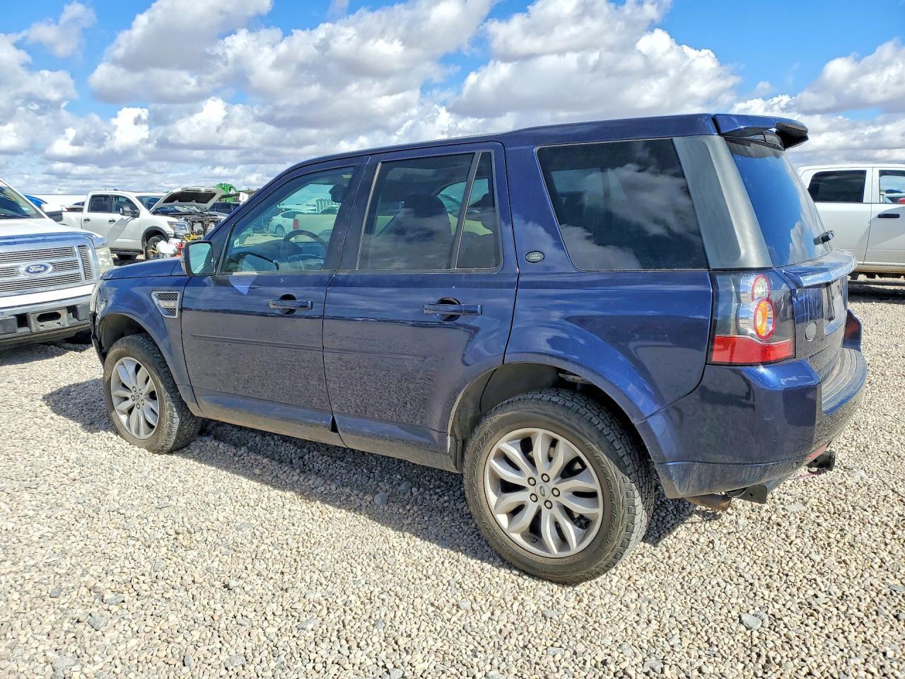 2015 Land Rover Lr2 Base/Hse - Фото 2