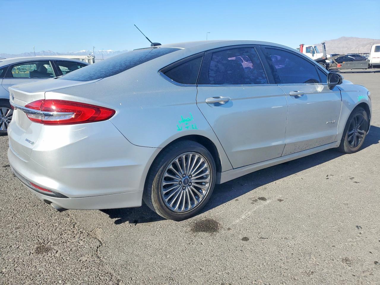 2018 Ford Fusion S Hybrid - Фото 3