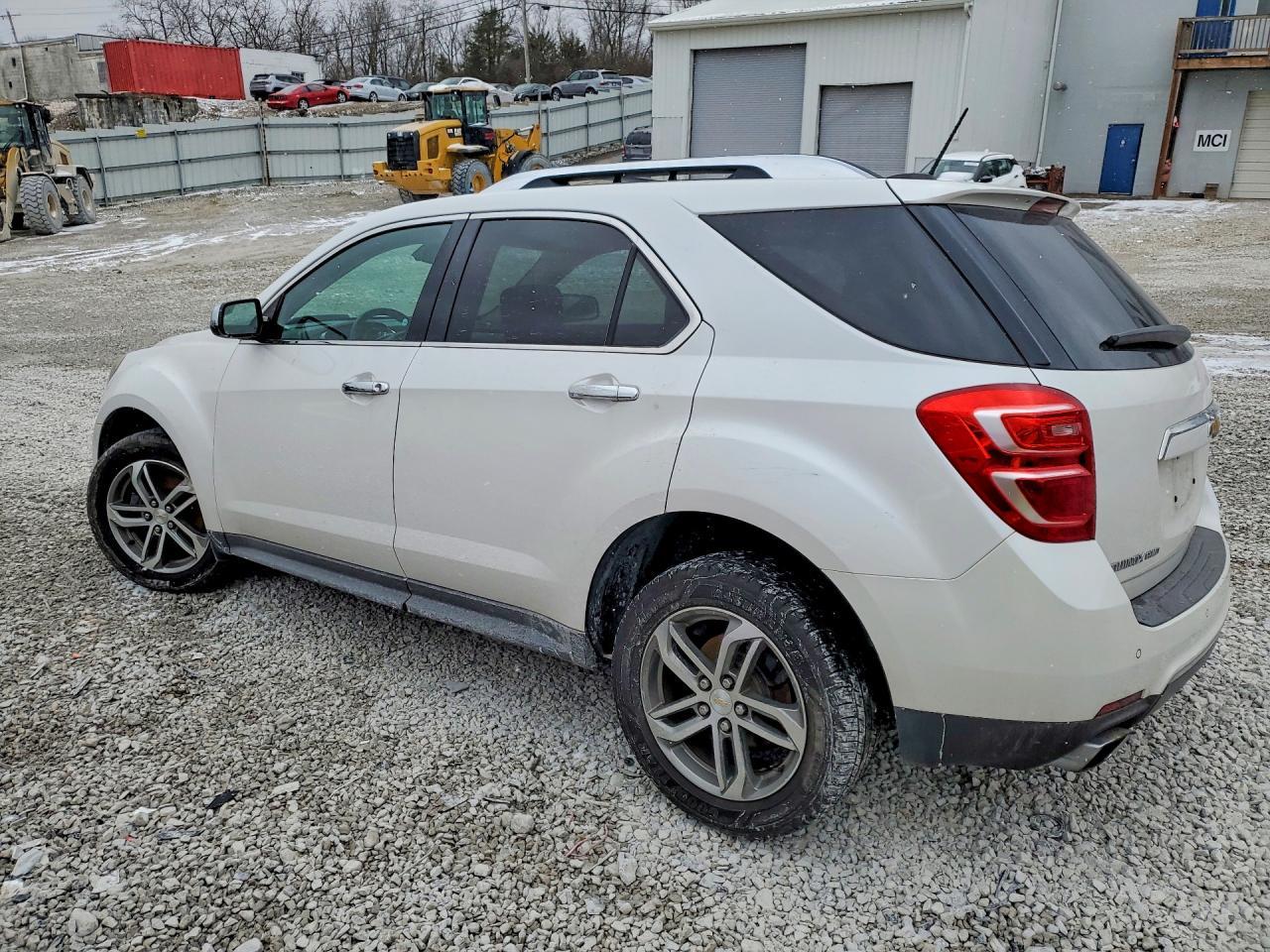 2017 Chevrolet Equinox Premier - Image 2