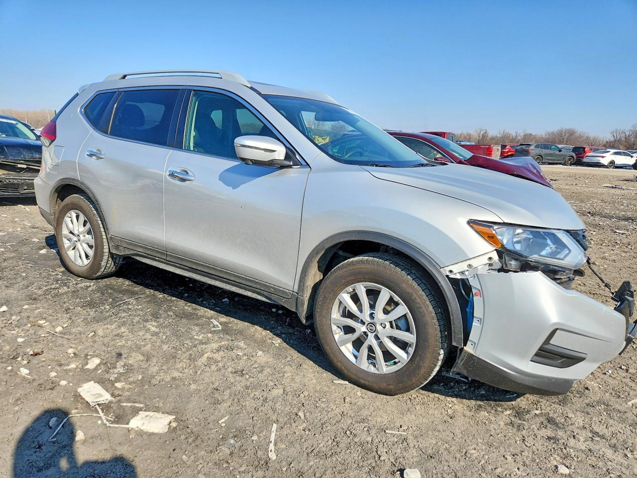2017 Nissan Rogue Sv - Image 4