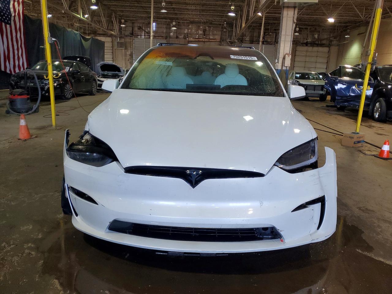 2023 Tesla Model X - Image 5