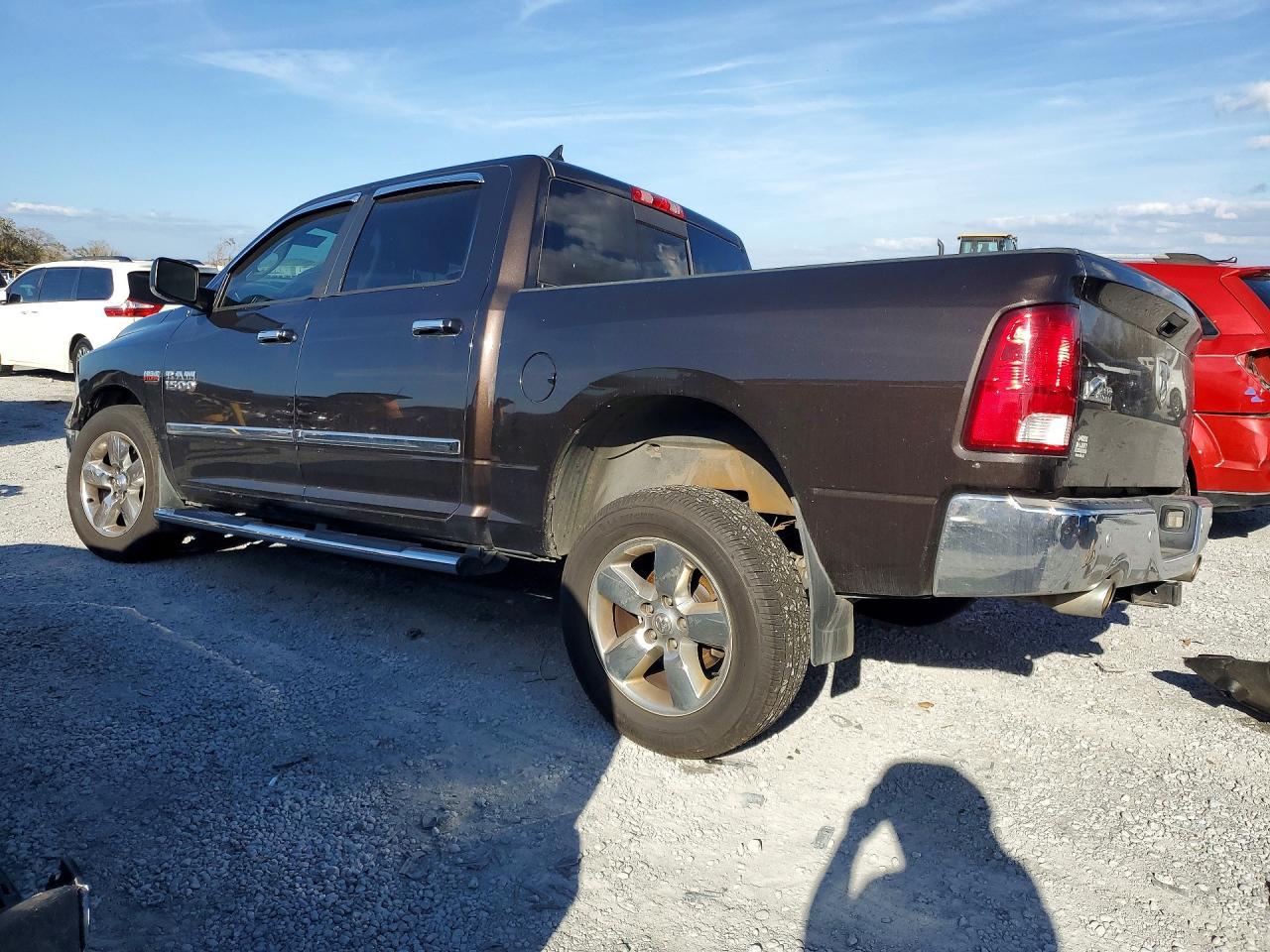 2016 Ram 1500 Slt - Фото 2