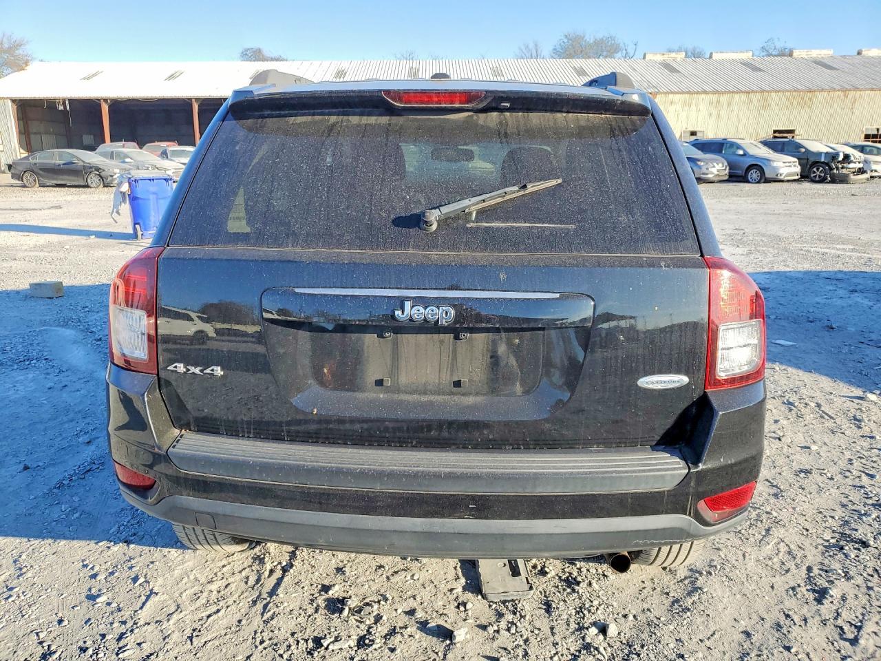 2016 Jeep Compass Latitude - Image 6
