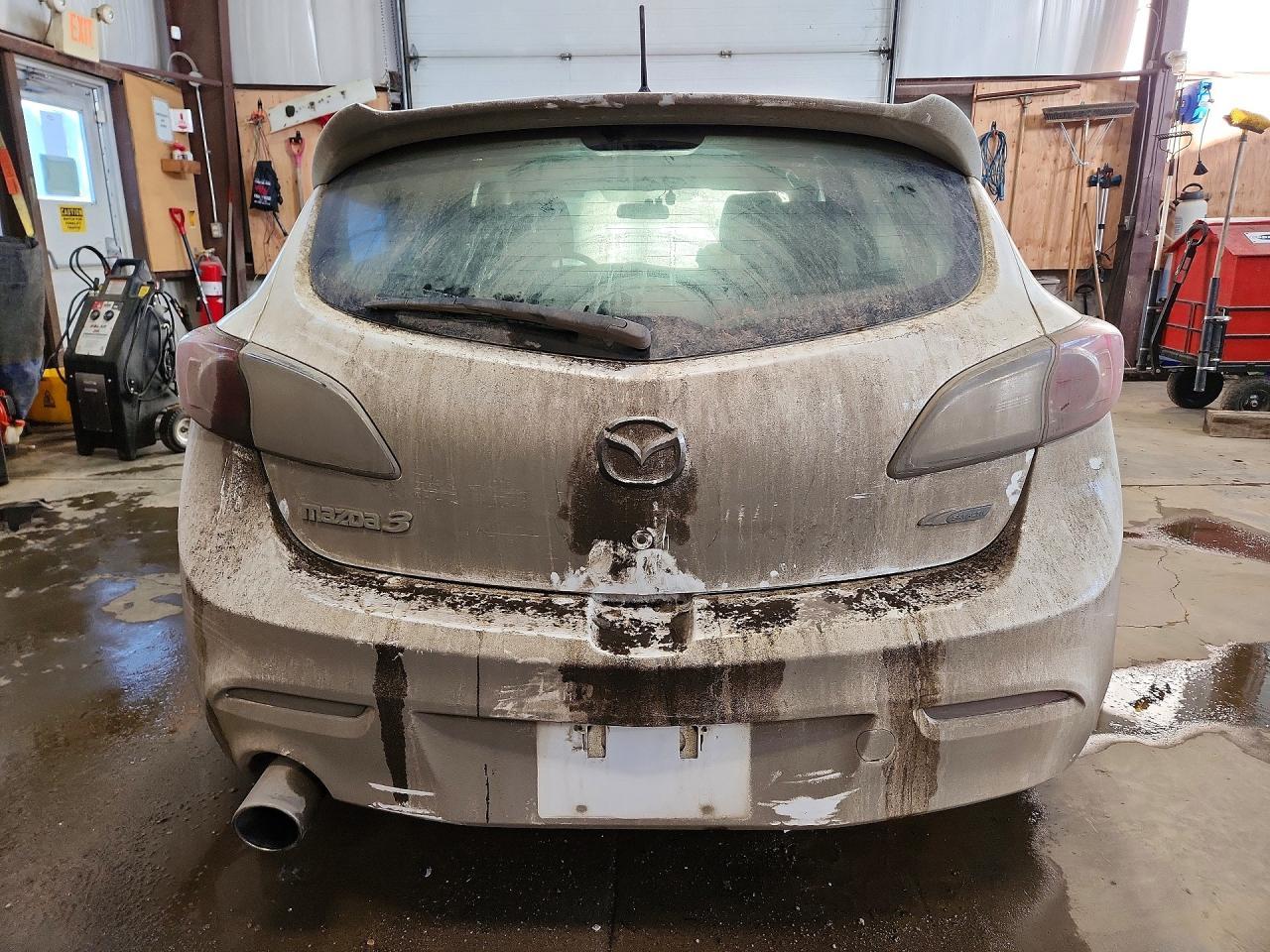 2012 Mazda 3 I - Image 6