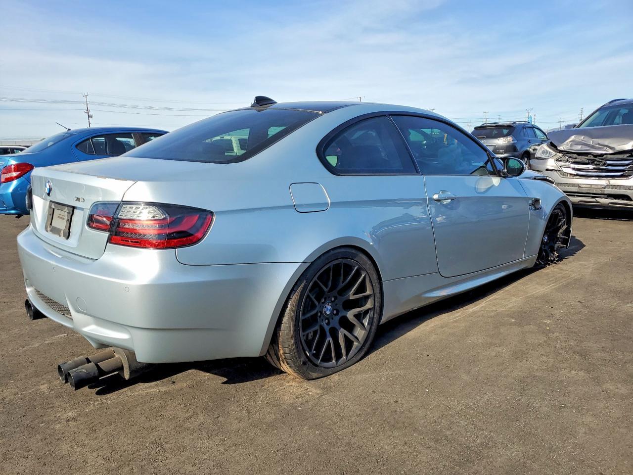 2011 BMW M3 - Image 3