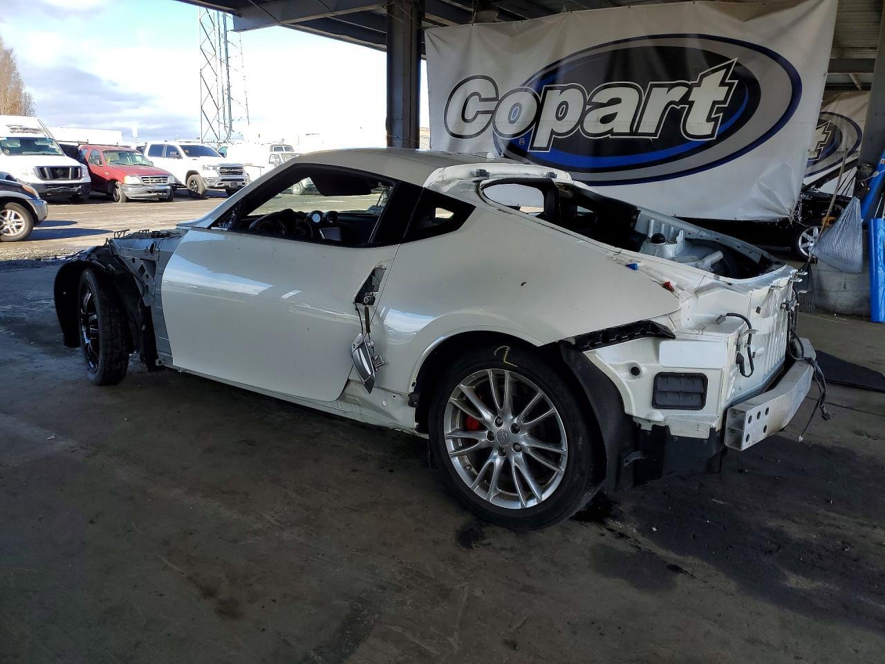 2015 Nissan 370Z Base - Фото 2
