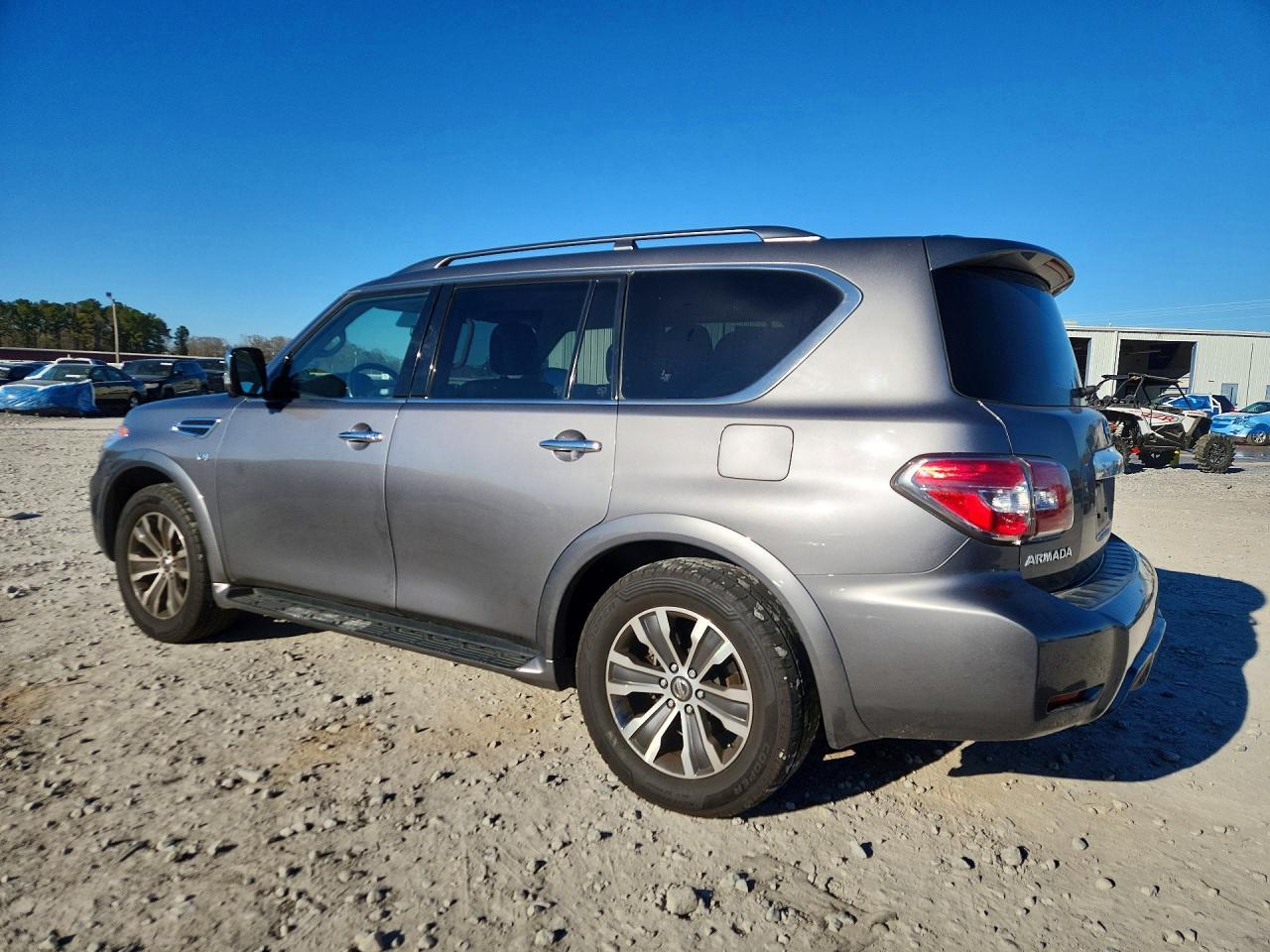 2019 Nissan Armada Sv - Фото 2