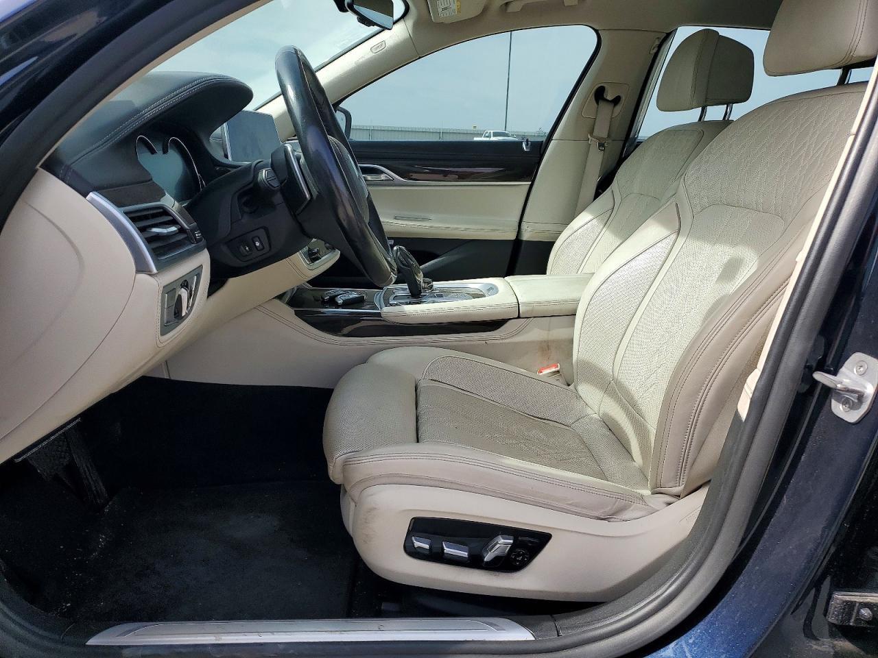 2018 BMW 740 Xe - Фото 7