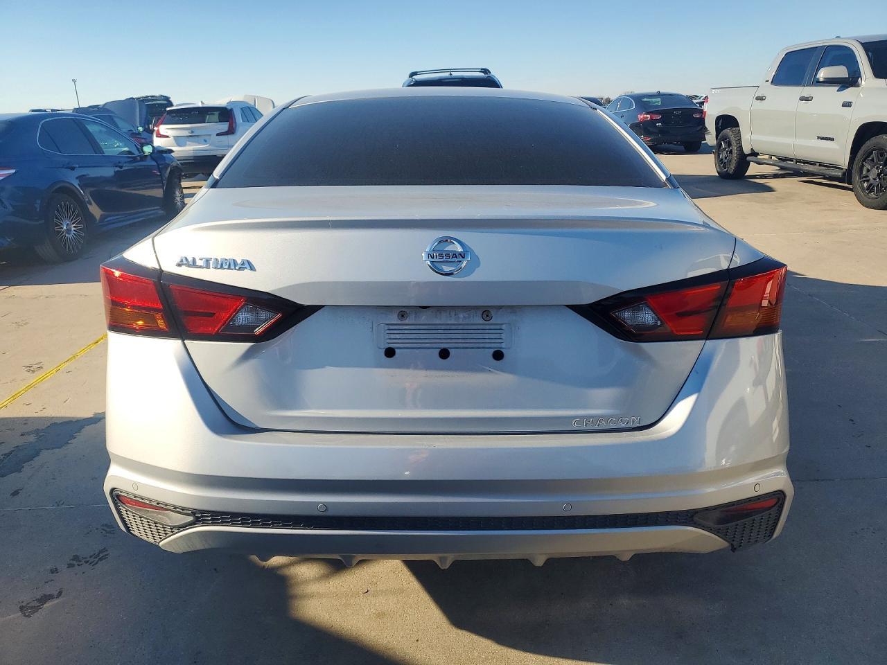2021 Nissan Altima S - Image 6